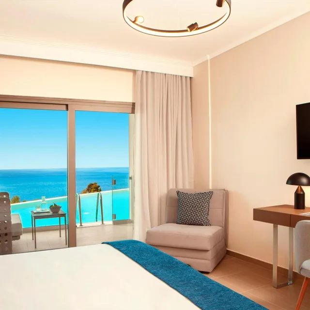 Deluxe, Family, Shared Pool، Zeus Eleva Ajul, a Registry Collection Hotel 5/9