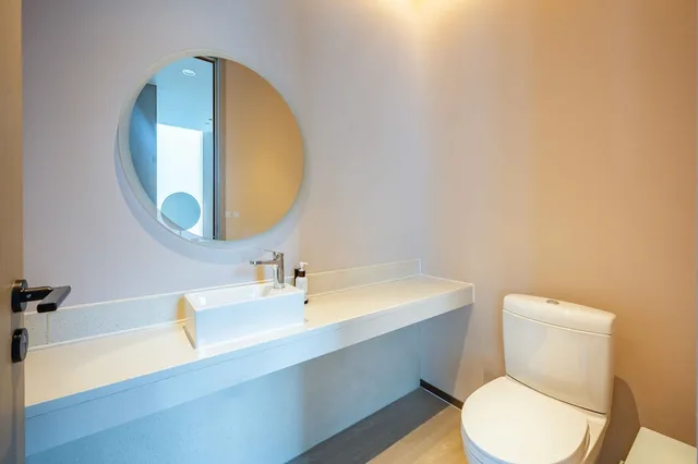 Suite, Twin Beds, EVEN Hotel Shanghai Expo by IHG 3/4