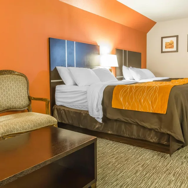 غرفة رباعية، Comfort Inn & Suites Yorkton, SK 3/4