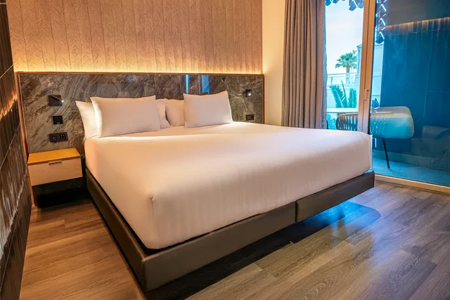 Deluxe, Double or Twin Bed, Lateral Side Sea View، Silken Saaj Maar - Adults Only 1/2