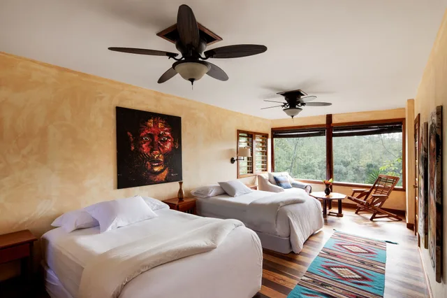 Room, 2 Queen Beds, Hill Side، Gaia Riverlodge 1/3