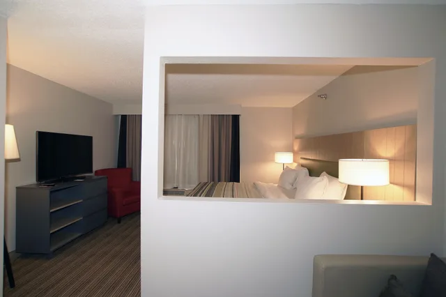 جناح استوديو بسرير كينج مع أريكة، Country Inn & Suites by Radisson Greenfield IN 5/9