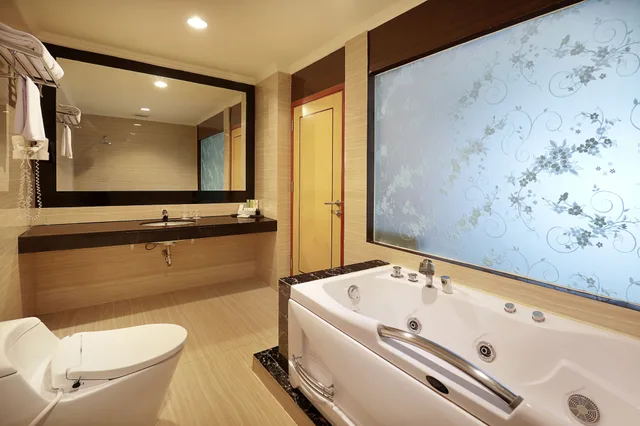 جناح عائلي بسرير مزدوج، SWISS-BELHOTEL MALEOSAN MANADO 3/3