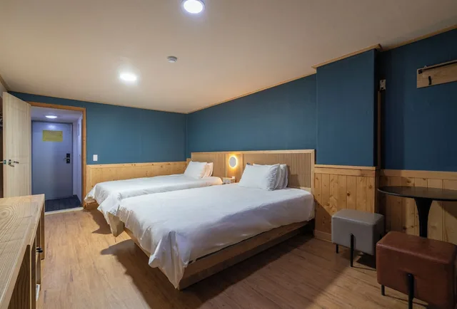 غرفة بسريرين منفصلين، New Jeju Hotel 8/9