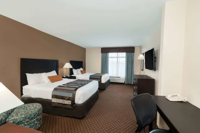 غرفة قياسية بسريرين كوين، Wingate By Wyndham Lexington 1/4