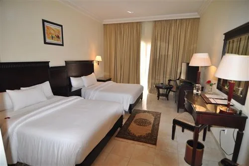 جناح جونيور، Grand Mogador Agdal 1/3
