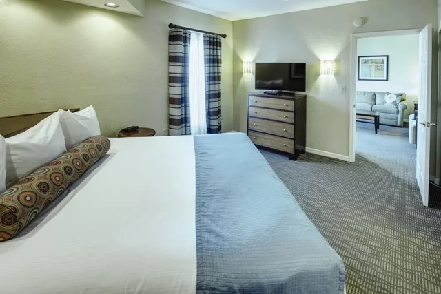 Two Bedroom Suite (2BR)، Star Island Resort & Club 2/7