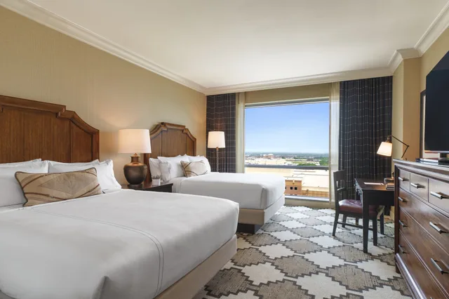 غرفة كلاسيكية ديلوكس بسريرين كوين لذوي الإعاقة، Omni Fort Worth Hotel 3/6