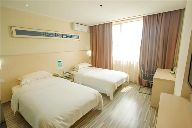 غرفة قياسية بسريرين منفصلين، City Comfort Inn Laibin Liulai 2/2