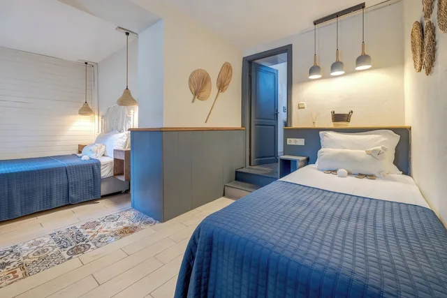 غرفة كومفورت ثلاثية بسرير مزدوج وسرير فردي، Aral Tatil Ciftligi 4/10