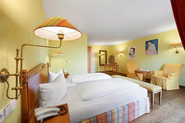 غرفة بسرير مزدوج بشرفة، Landhotel Krone 4/7