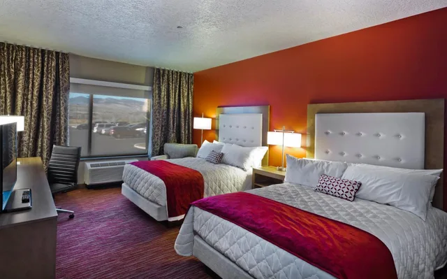 غرفة قياسية بسرير كوين، Shoshone Rose Casino & Hotel 1/1