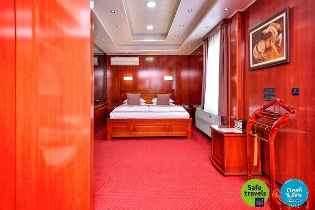 جناح رئاسي، Prezident Hotel 2/6