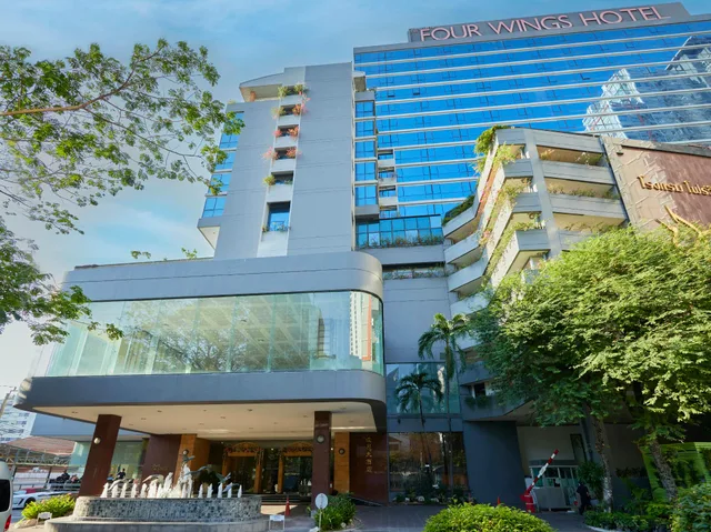 Standard, The Four Wings Hotel Bangkok 1/1
