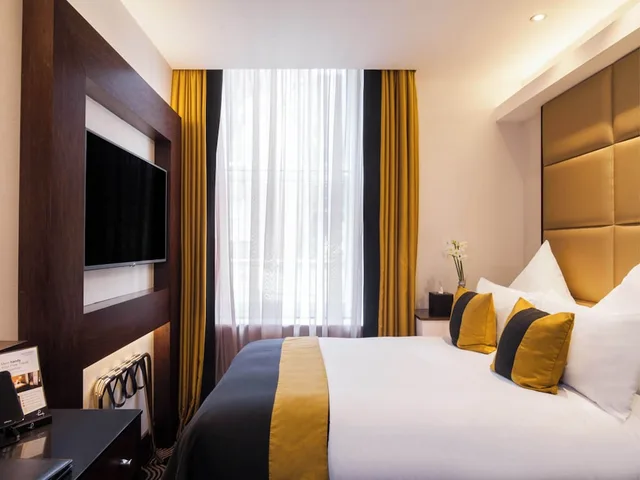 غرفة بسرير كوين، Montcalm Piccadilly Townhouse, London West End 4/8