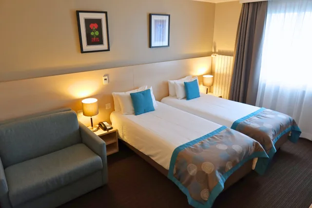 غرفة ثلاثية، Everness Hotel and Resort 6/9