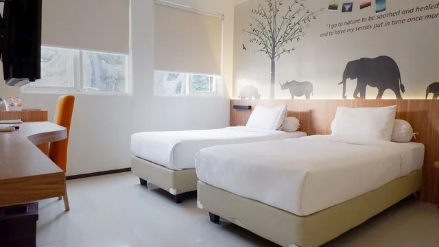 جناح جونيور بسريرين منفصلين، Front One Resort Magelang 2/7