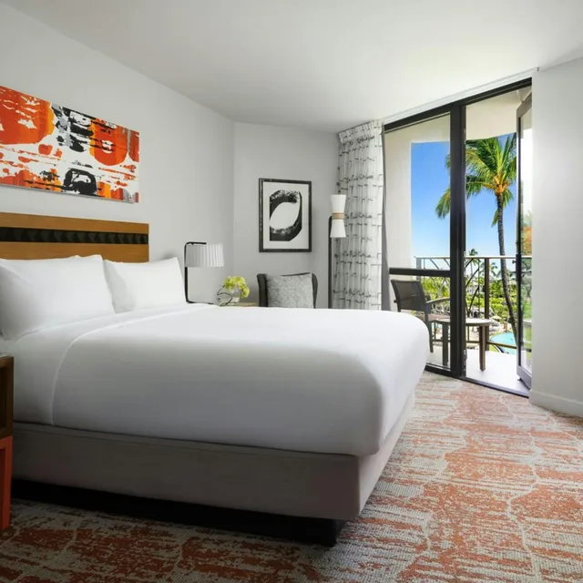 1 Bedroom, Suite, Pool View, Sofa, Marriotts Waikoloa Ocean Club 3/6