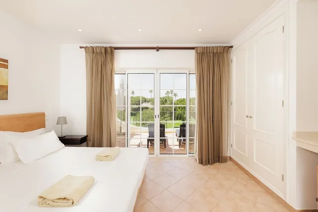 Superior, Town House, King Bed، Vale do Lobo Resort 1/5