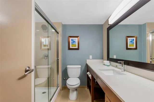 جناح بسريرين كوين، Clarion Hotel & Suites Brandon 4/4