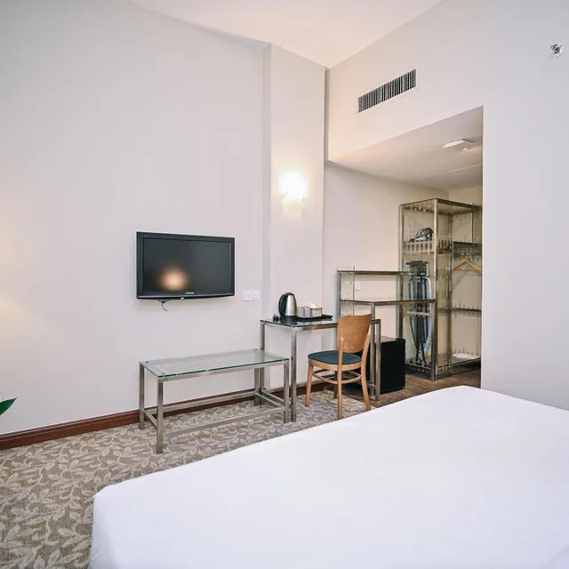 Standard King, Kingston Hotel 10 @ Bukit Jalil 4/6
