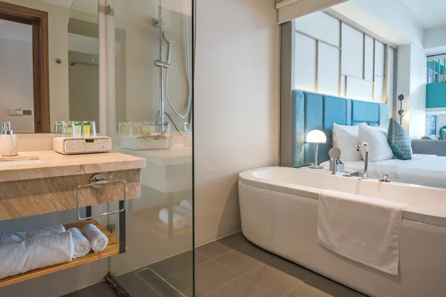 غرفة بريميير ديلوكس بسرير مزدوج، Seaesta Hotel Nha Trang 3/4