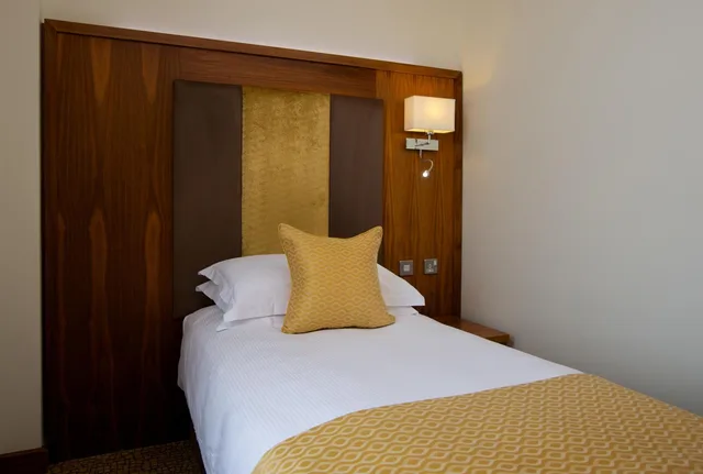 غرفة بريميوم مفردة بشرفة، The View Hotel 4/6