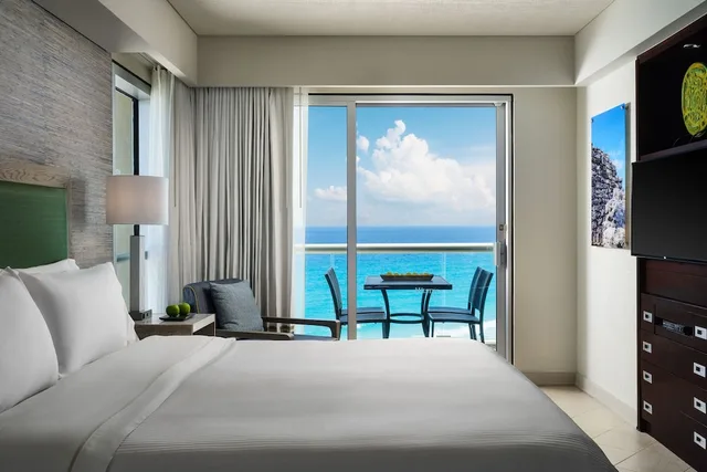 1 Bedroom, Villa, Ocean Front, Balcony, The Westin Lagunamar Ocean Resort Villas & Spa 1/2