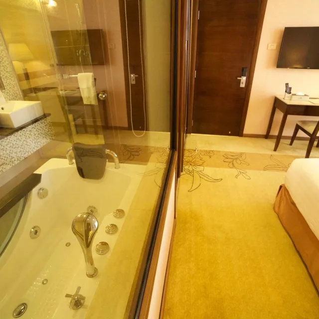 جناح تنفيذي، Getfam Hotel 8/10