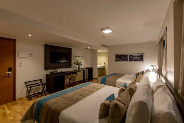 Concept, Triple, Twin Beds, 3 Beds، Caseros 248 Hotel 2/3