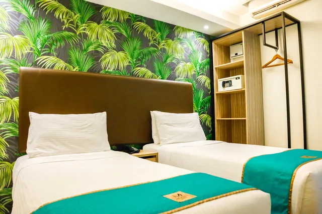 Deluxe, Twin Beds, The Mesui Hotel 7/10