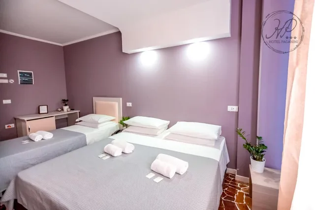 غرفة رباعية بحمام خاص، Hotel Paganini 3/10