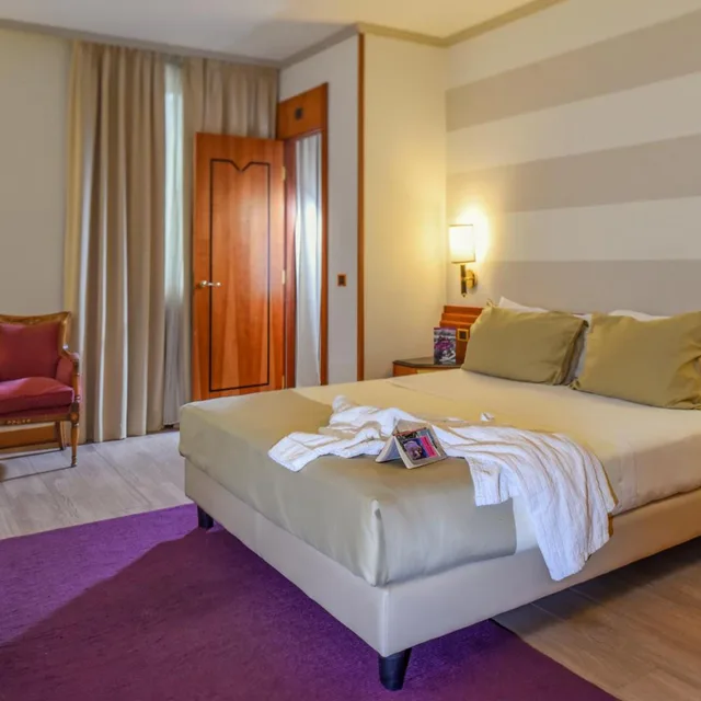 غرفة ديلوكس مزدوجة، Hotel Leon d Oro 1/7