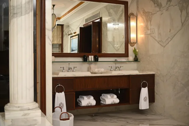 جناح، The Imperial New Delhi 5/7