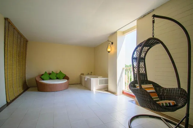 Room, Queen Bed, Hot Tub, Kiang Haad Beach Hua Hin 3/8