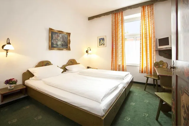 غرفة قياسية بسرير مزدوج، Hahn Hotel 3/4