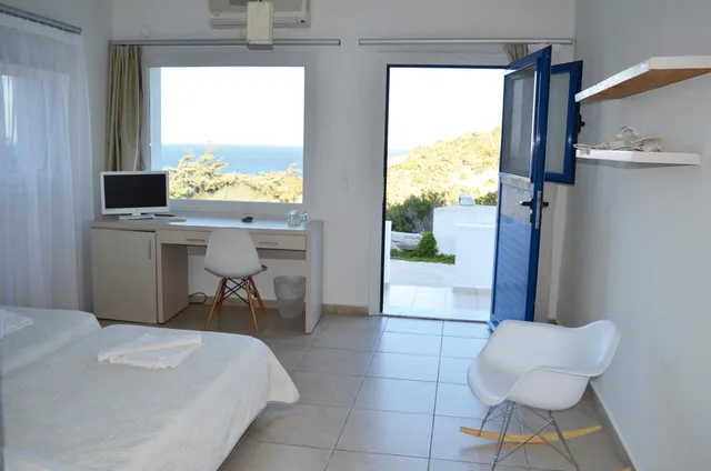 Cave, 2 Rooms, Traditional, Balcony، Faros Village 1/2