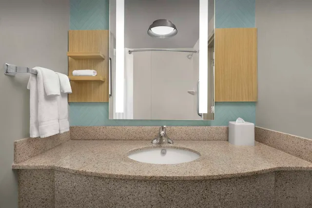 جناح جونيور بسريرين كوين، Hilton Garden Inn Raleigh Capital Blvd I-540 3/3