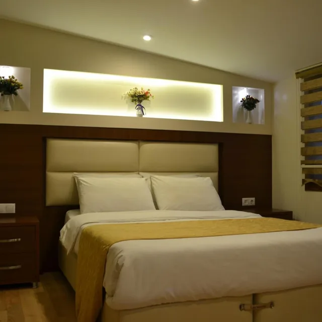 Standard, Double Bed, Seven Days Hotel 2/10