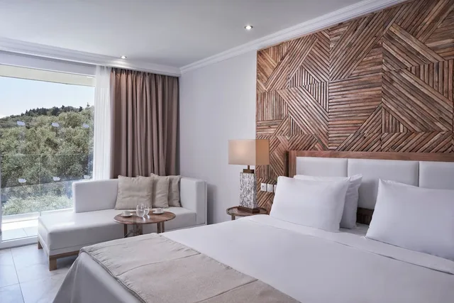 غرفة سوبيريور بسرير كوين بإطلالة على الجبل، Mythos Palace Resort - Adults only 3/9