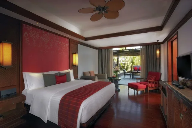 غرفة ديلوكس بسريرين منفصلين بإطلالة على الحديقة بشرفة، Anantara Xishuangbanna 4/5