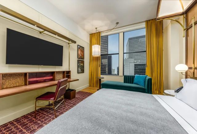 Room, King Bed, Accessible, Canopy by Hilton Chicago Central Loop 1/2