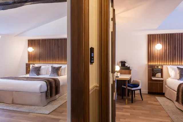 جناح بسرير كينج مع أريكة، Hotel Lord Byron 3/4