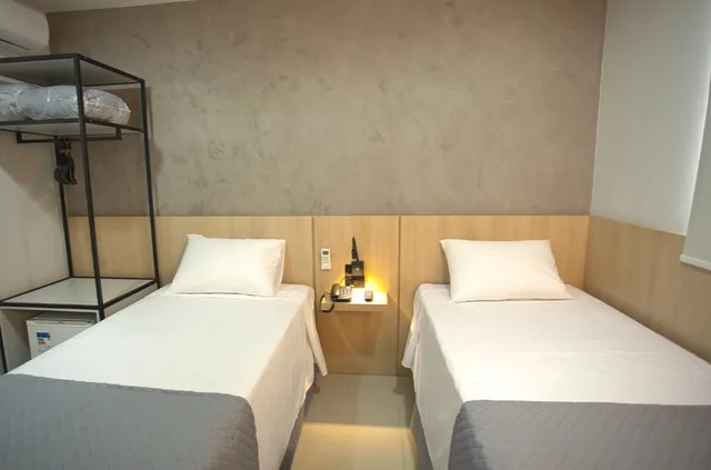 غرفة قياسية بسريرين منفصلين، GoldMen Hotel Express 2/2