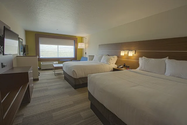 جناح بسريرين كوين، Holiday Inn Express Suites Boise Airport 2/4