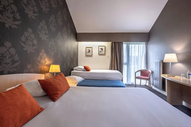 HOTEL LE RELAIS FLEURI، أوكسار 11/50