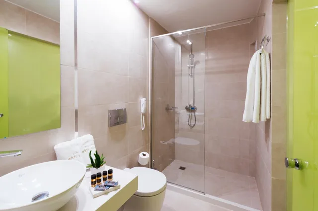 Room, Double or Twin Bed, Garden or Mountain View، Elounda Akti Olous Hotel - Adults Only 7/10
