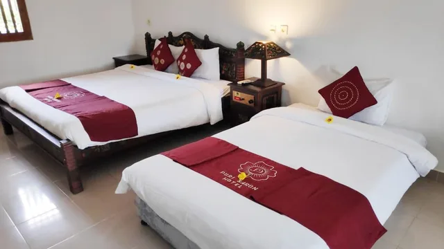 Deluxe, Triple, 1 Queen and 1 Single Bed, Puri Saron Madangan Hotel 4/10