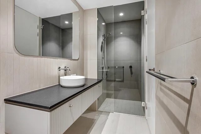 شقة متصلة بسريرين كينج بغرفتي نوم، Adina Apartment Hotel Melbourne Southbank 6/8