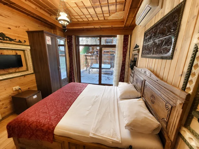 غرفة بسرير كوين بشرفة، Saruhan Hotel 2/2